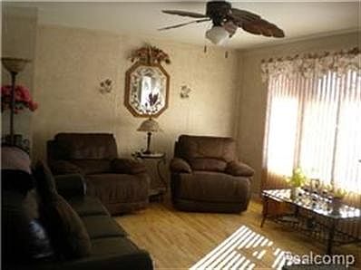 5th image of 28684 Patricia Ave