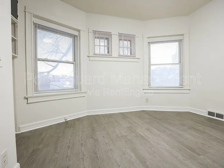 102 N 38th Ave #3 — Photo 9
