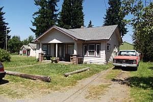 1st image of 304 E McKinley St