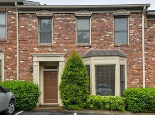 2006 Graybar Ln, Nashville, TN 37215