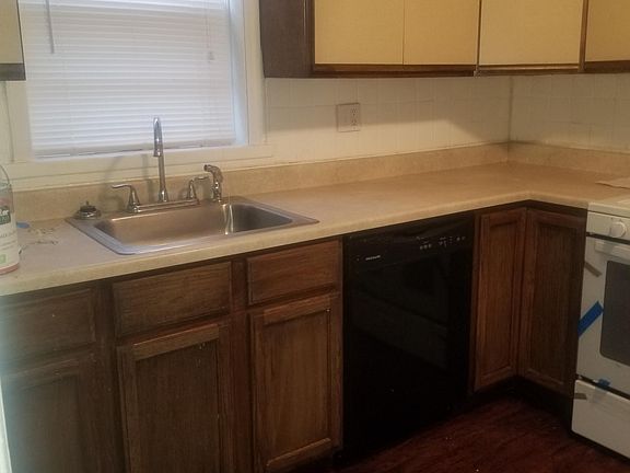 5th image of 2158 Fairhaven Dr