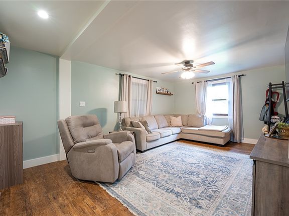 5th image of 205 Boone Hollow Ln