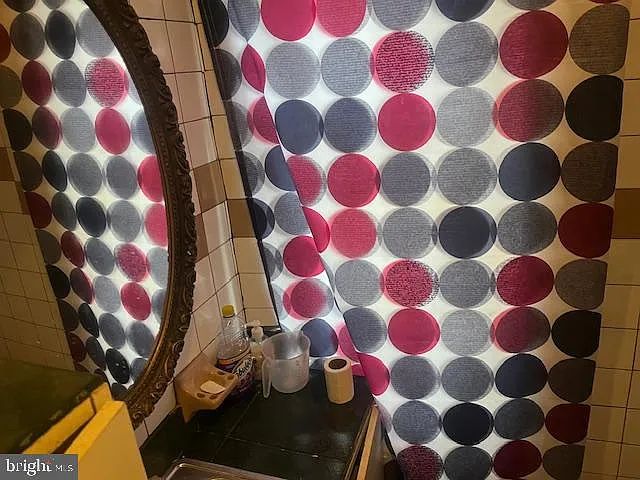 1 bed, 1200 sqft, $680 — Photo 2