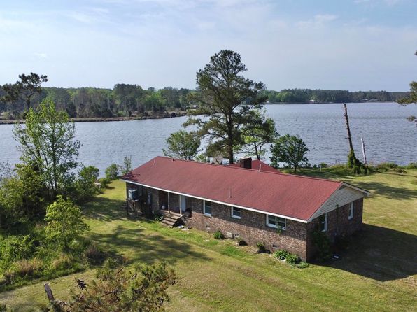 269 Old Topping Drive, Belhaven, NC 27810
