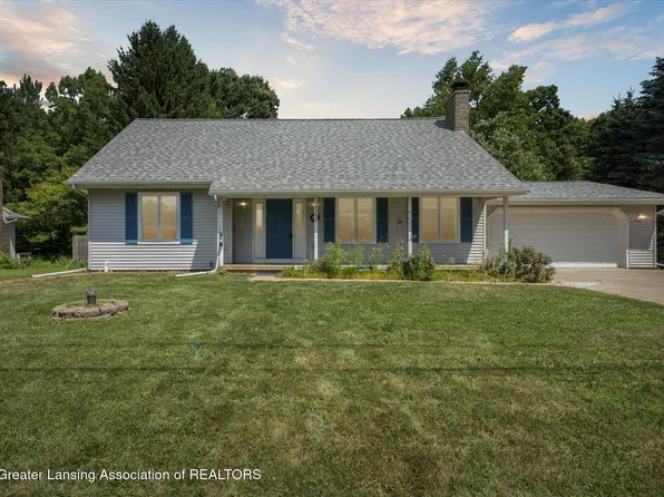 7237 Rock Bridge Rd, Grand Ledge, MI 48837