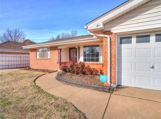 8417 S Hillcrest Dr, Oklahoma City, OK 73159