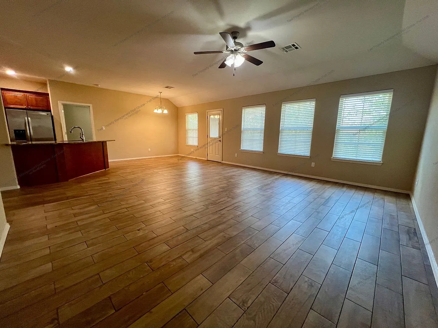 3 bed, 2.0 bath, 1614 sqft, $1,650 — Photo 3