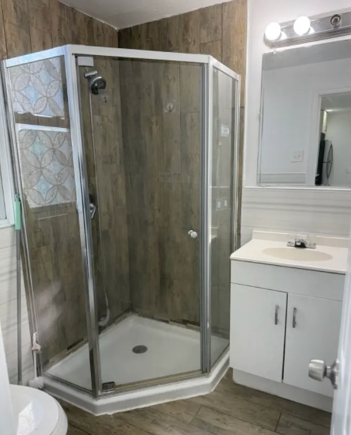 2 bed, 900 sqft, $2,400 — Photo 3