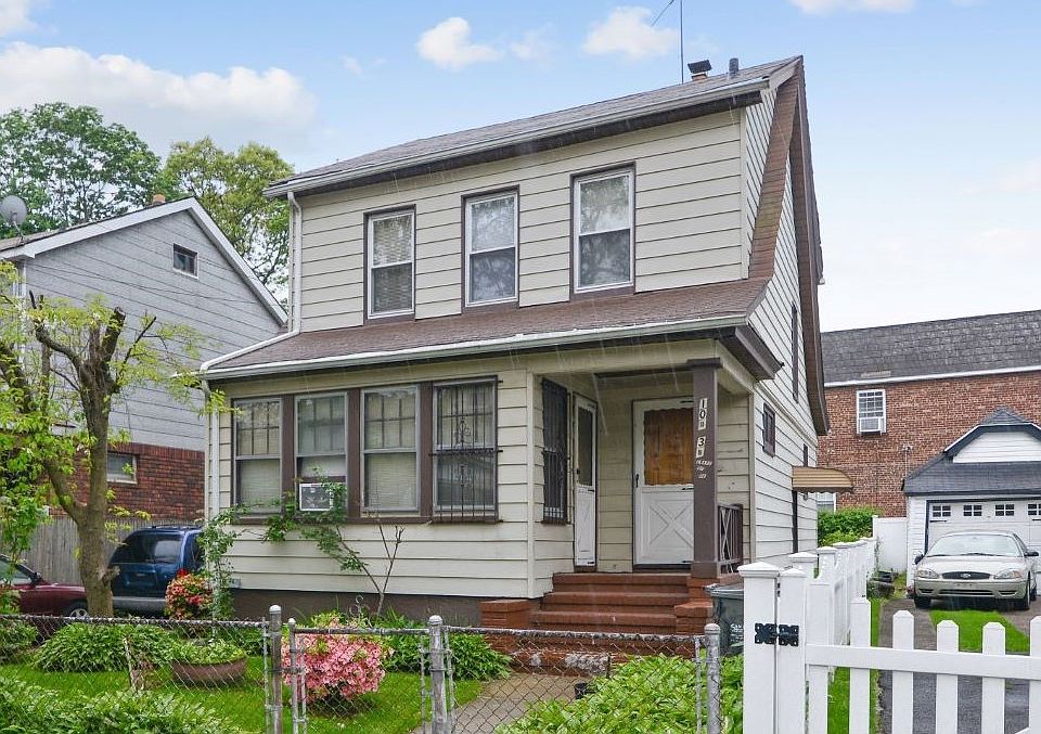 1st image of 10932 221st St
