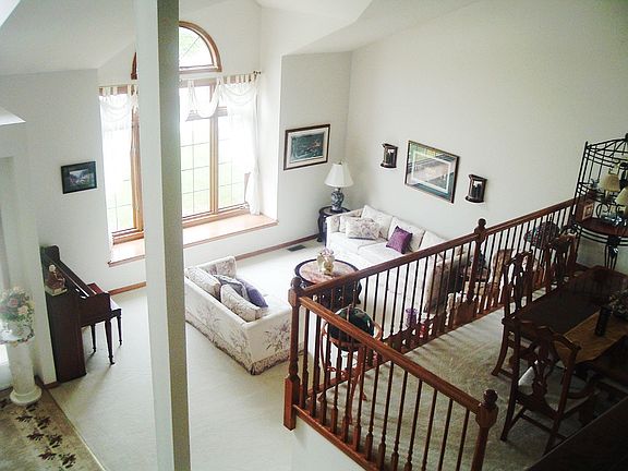 Living Room/"Pinacle Dining Room