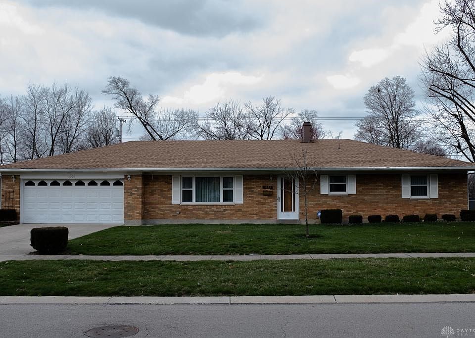 3023 Vale Dr.