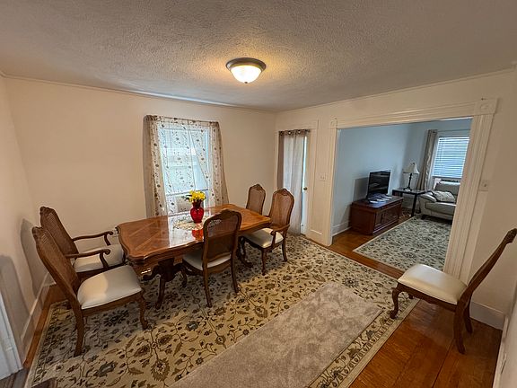 4th image of 27-29 Gibson St #1