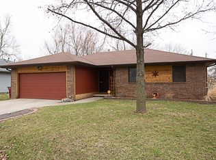 228 S Airwood Ave, Springfield, MO 65802