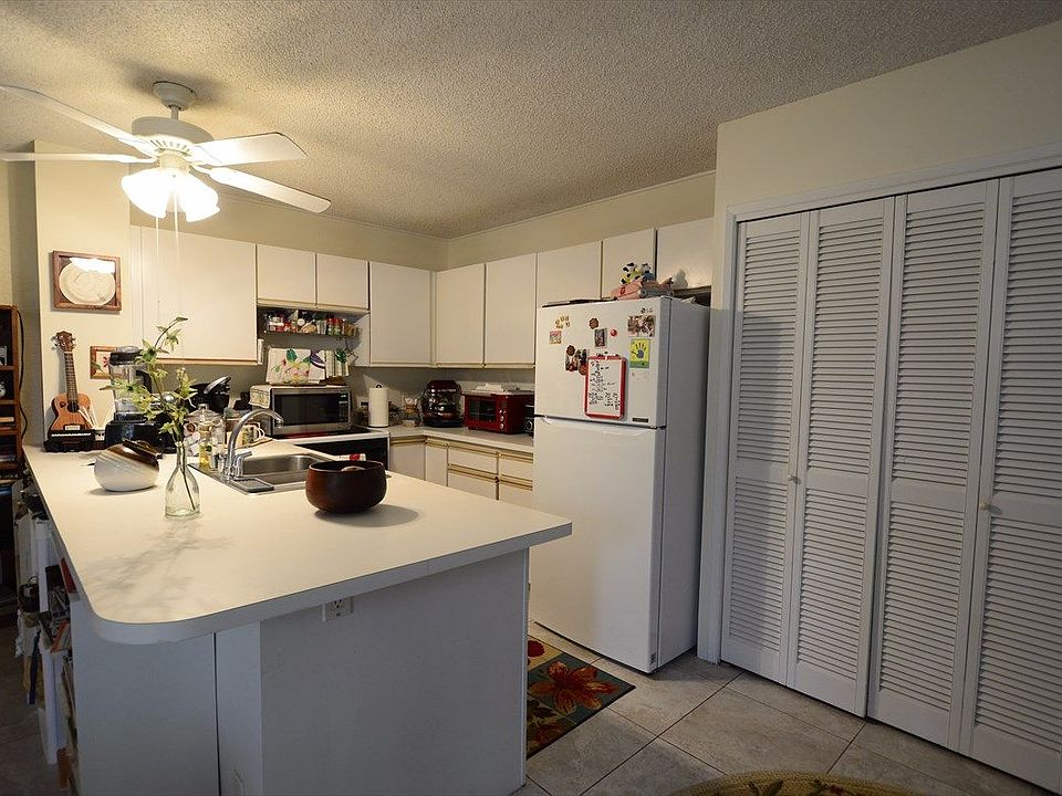 1st image of 75-6016 Alii Dr APT 112