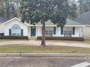 202 Bougainvillea Cir, Dothan, AL 36301