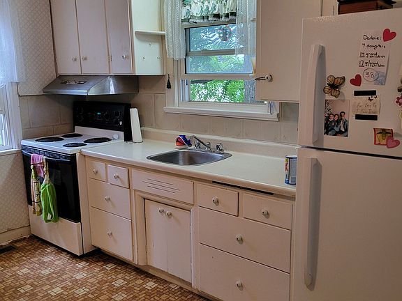 2nd image of 575 11th St