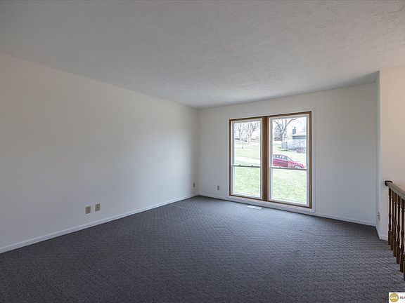 4th image of 5614 N 80th St