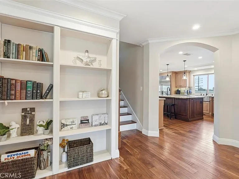 5348 Doris Way — Photo 18