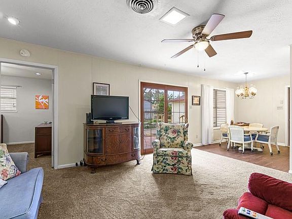 5th image of 5317 Surrey Ln