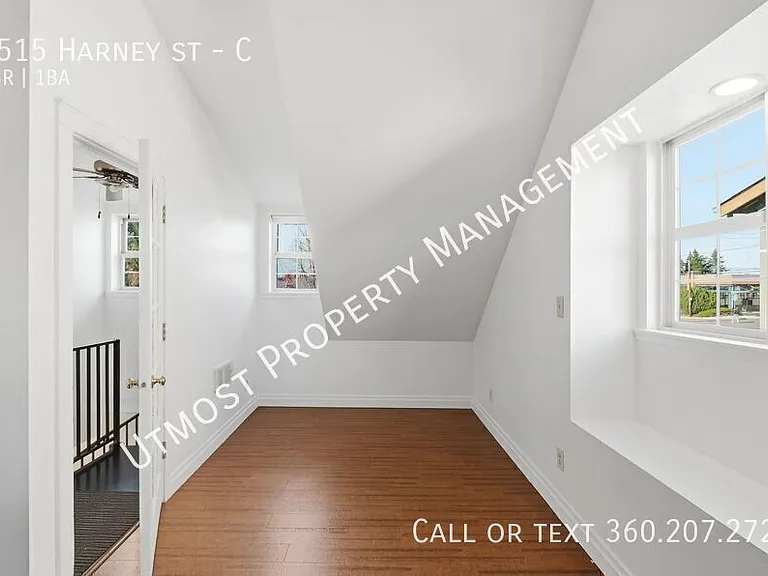 2515 Harney St #C — Photo 4
