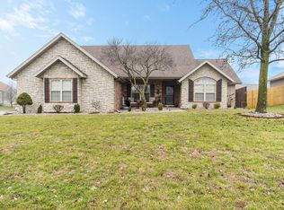 615 E Sandpiper Dr, Ozark, MO 65721
