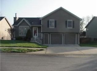 9412 NW 87th Ter, Kansas City, MO 64153