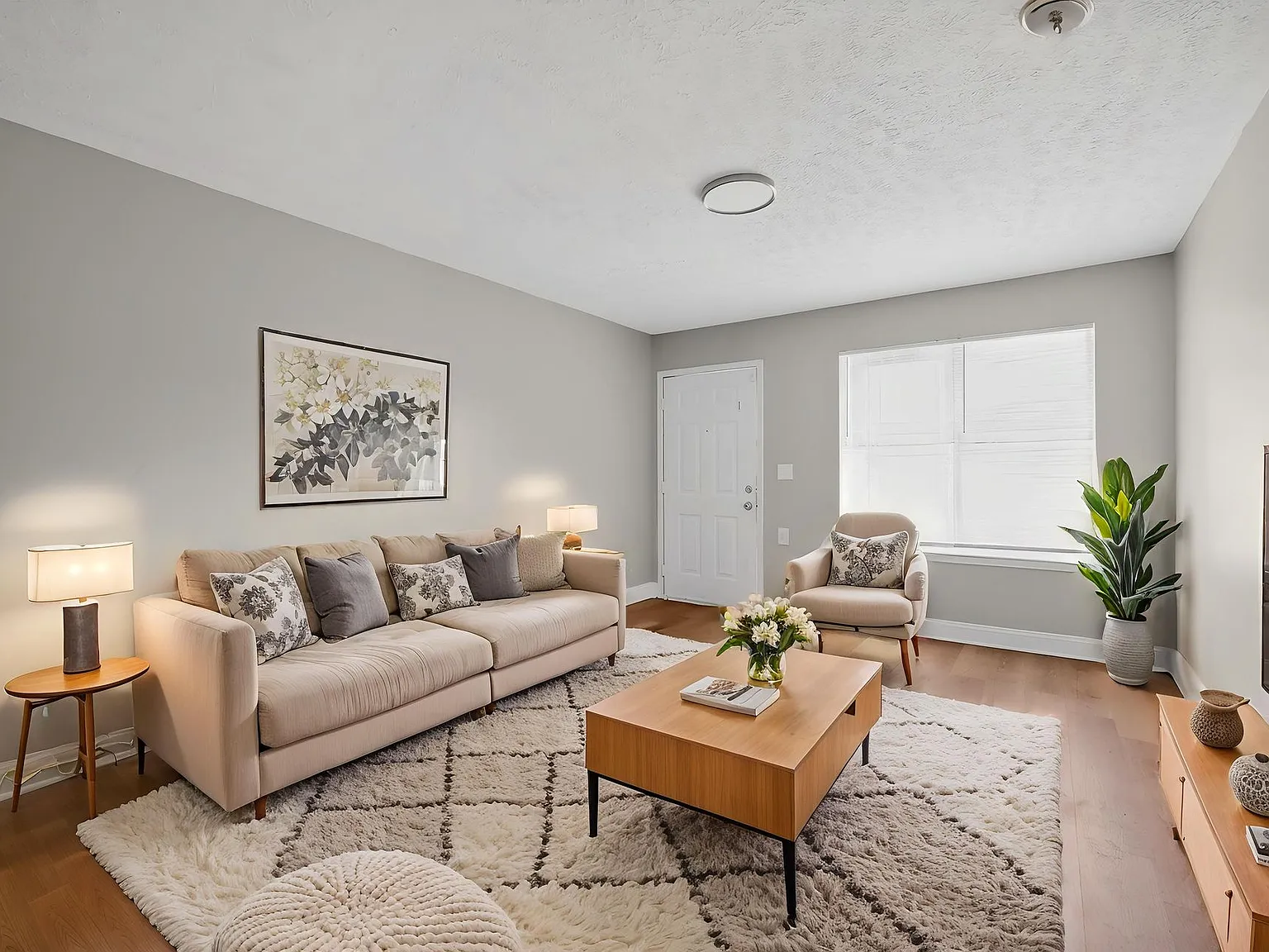 Raintree Estates — Photo 1