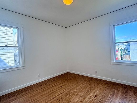 3rd image of 1078 Washington St #B
