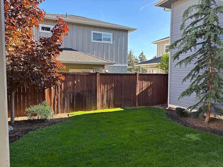 118 Thurston Ave #1 — Photo 8