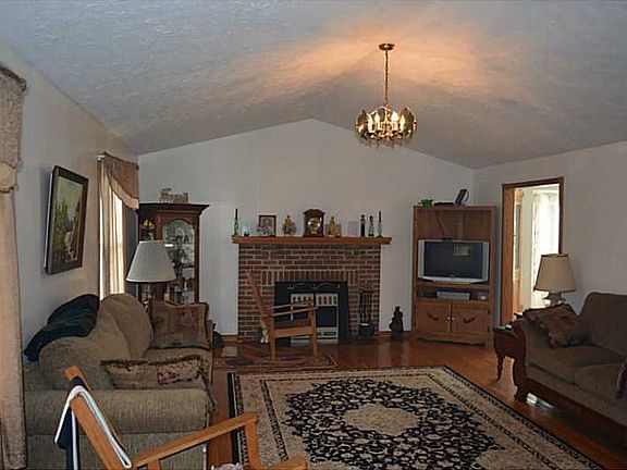 2nd image of 16759 Allen Center Road