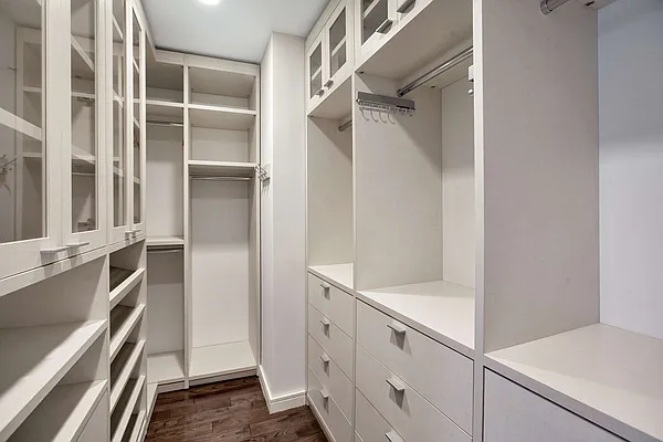 Rented by Real212 | media 18