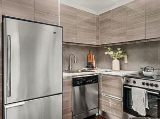 40 N 4th St #5Q, Brooklyn, NY 11249