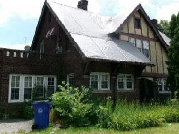 2601 Martin Luther King #J, Cleveland, OH 44105