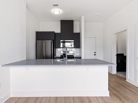 5th image of 3900 Berkman Dr #208