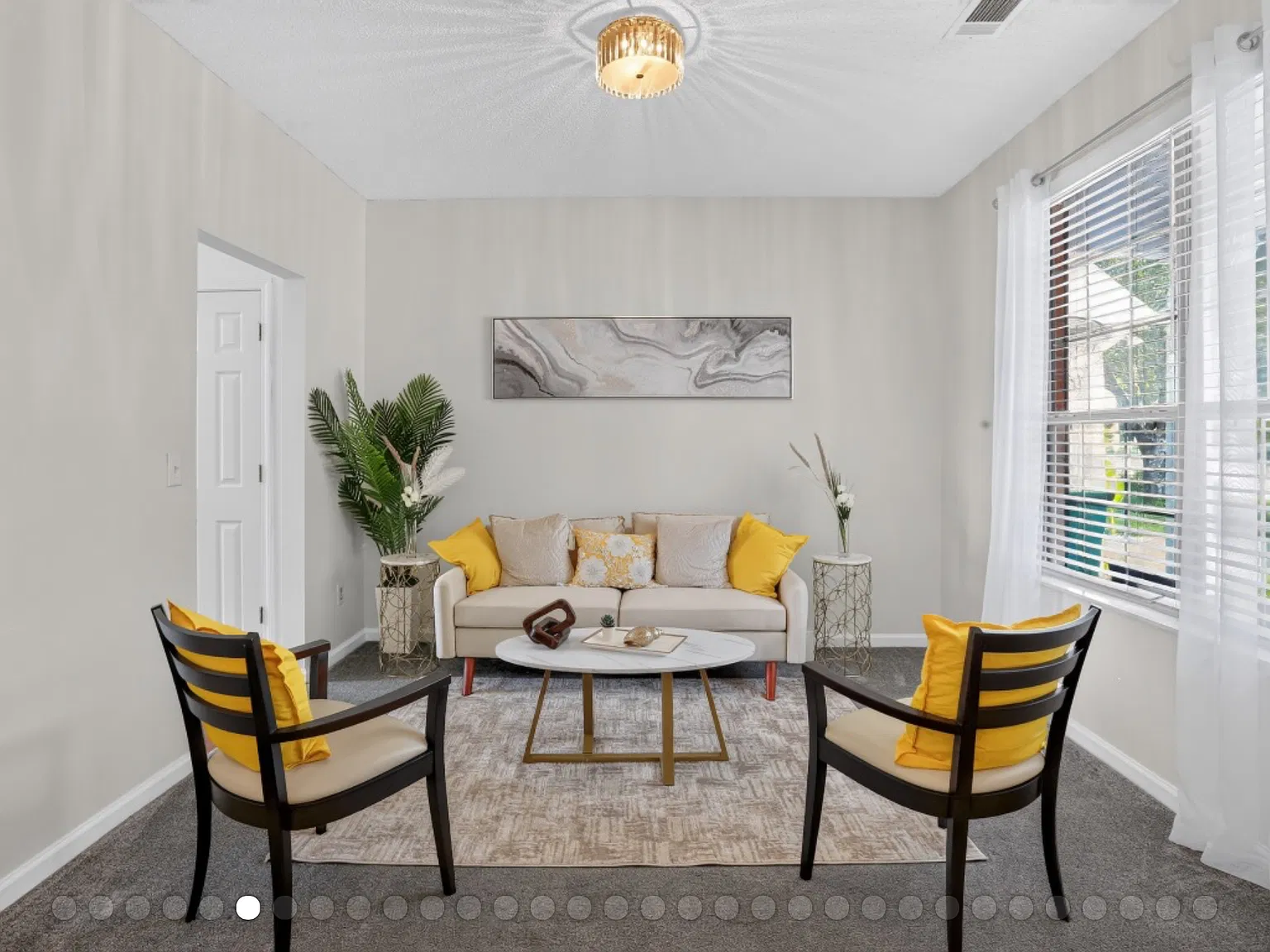 3 bed, 2.5 bath, 1602 sqft, $1,925 — Photo 3
