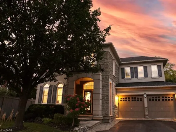 130 Innville Cres, Oakville, ON L6L 0B8