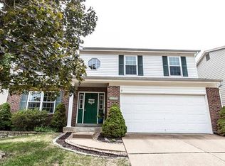 10880 Ridge Forest Dr, Saint Louis, MO 63123