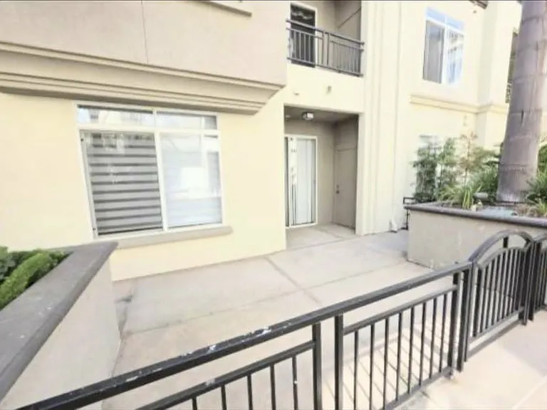 9253 Regents Rd #A108 — Photo 11