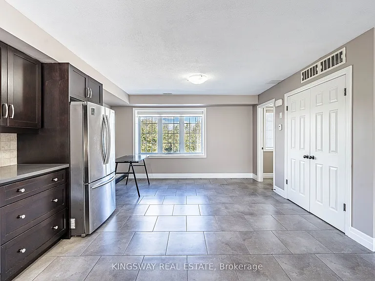 275 Old Huron Rd E #15 — Photo 13