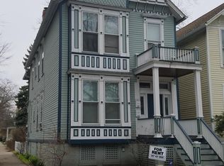 1012 Garnett Pl #1, Evanston, IL 60201