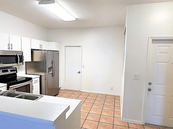 2nd image of 2058 Madeira Dr