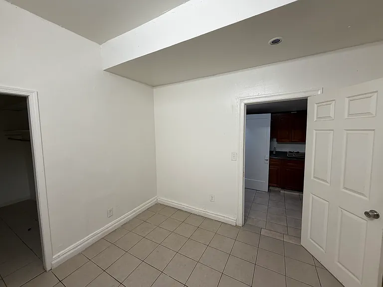 604 B St #2 — Photo 3