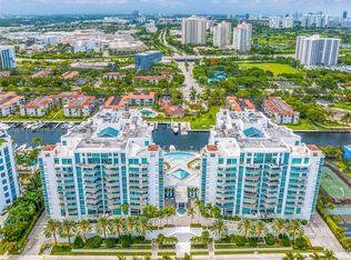 3131 NE 188th St APT 1910, Miami, FL 33180
