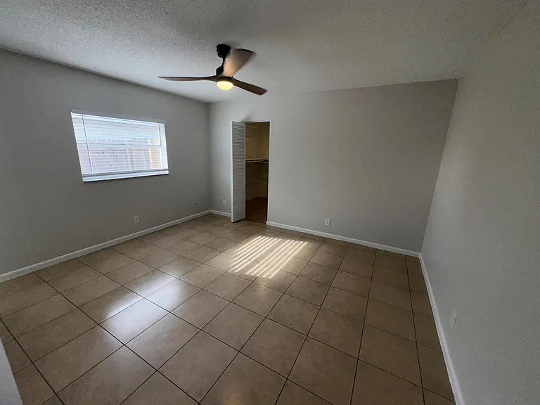 3854 Van Cott St #3854 — Photo 16
