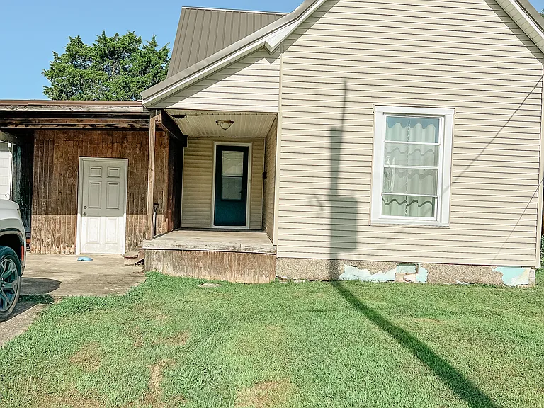 310 N Garfield St — Photo 10