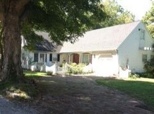 2229 Pine St, Murphysboro, IL 62966
