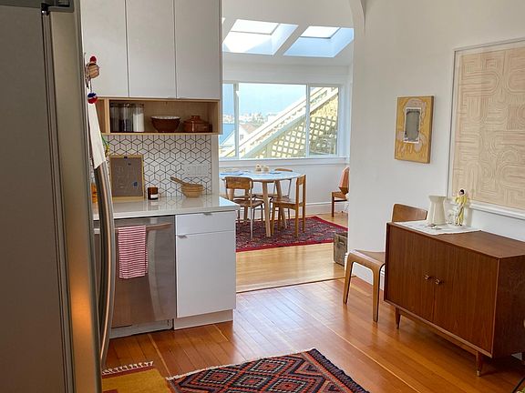 5th image of 1042 Haight St APT 6