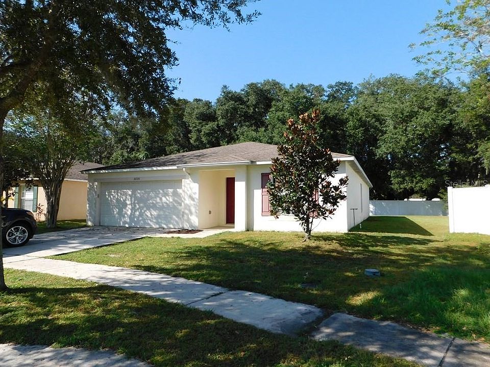 1st image of 30720 Sonnet Glen Dr