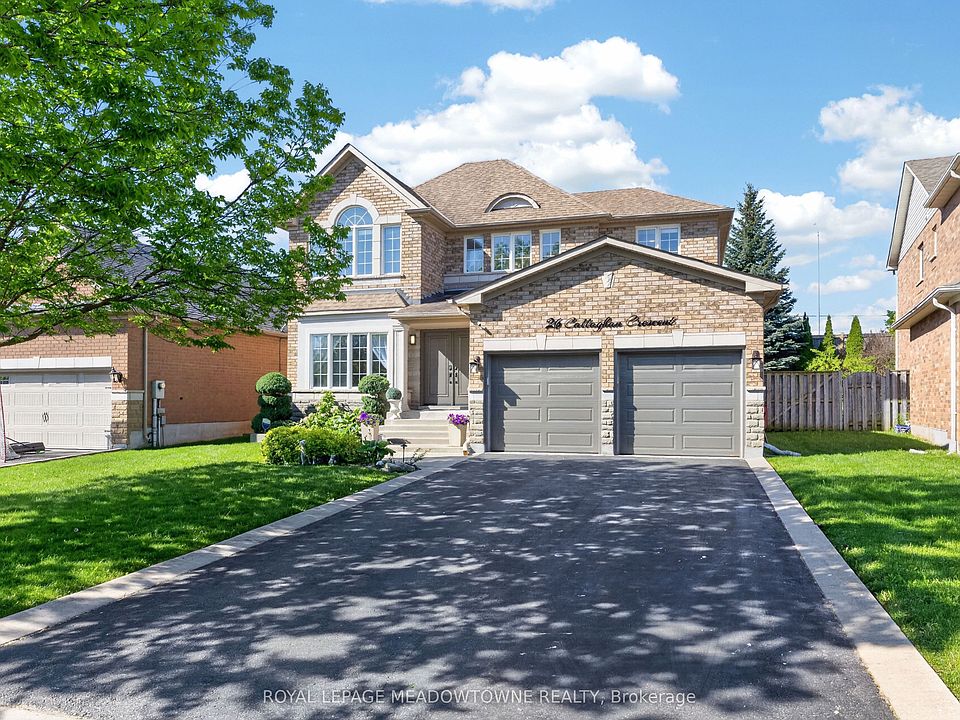 1st image of 26 Callaghan Cres