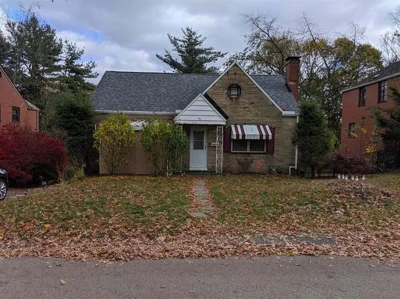 1852 Atkinson Pl photo 1